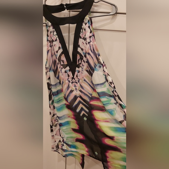 Bisou Bisou watercolor halter top - Picture 9 of 9